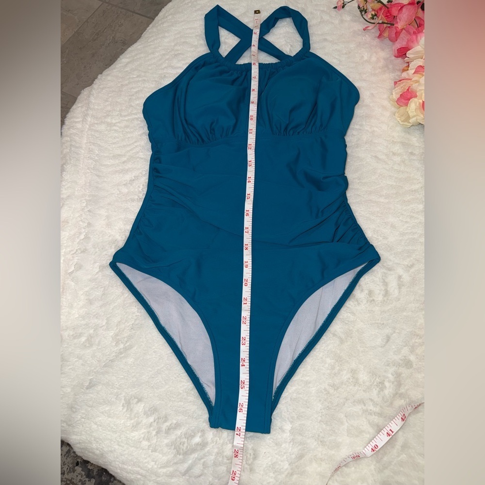 NWT Teal Crossback One-Piece Swimsuit — Supportive Ruched Front Size S - Picture 2 of 7